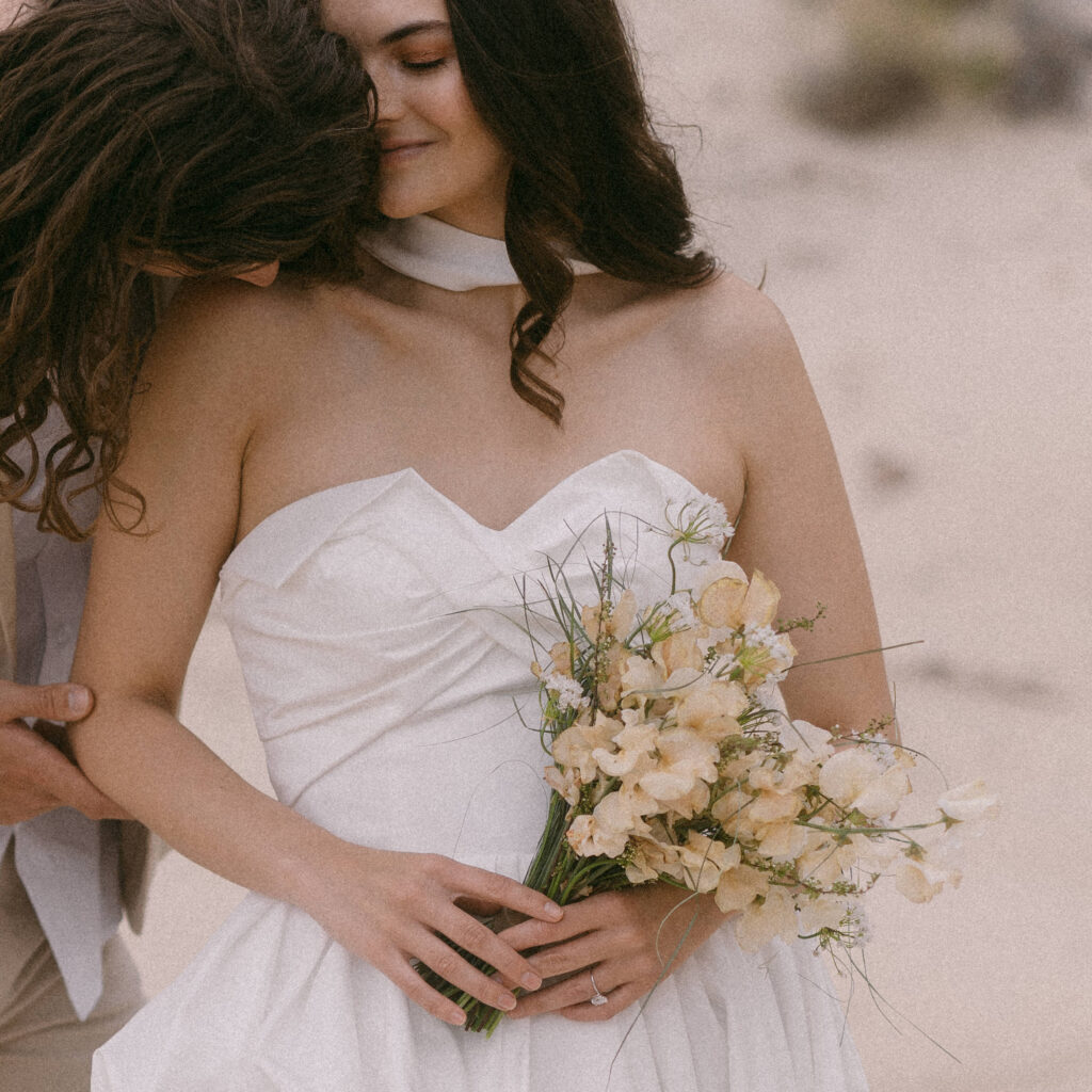 Micro wedding floral vendor elevating an Amangiri elopement. 