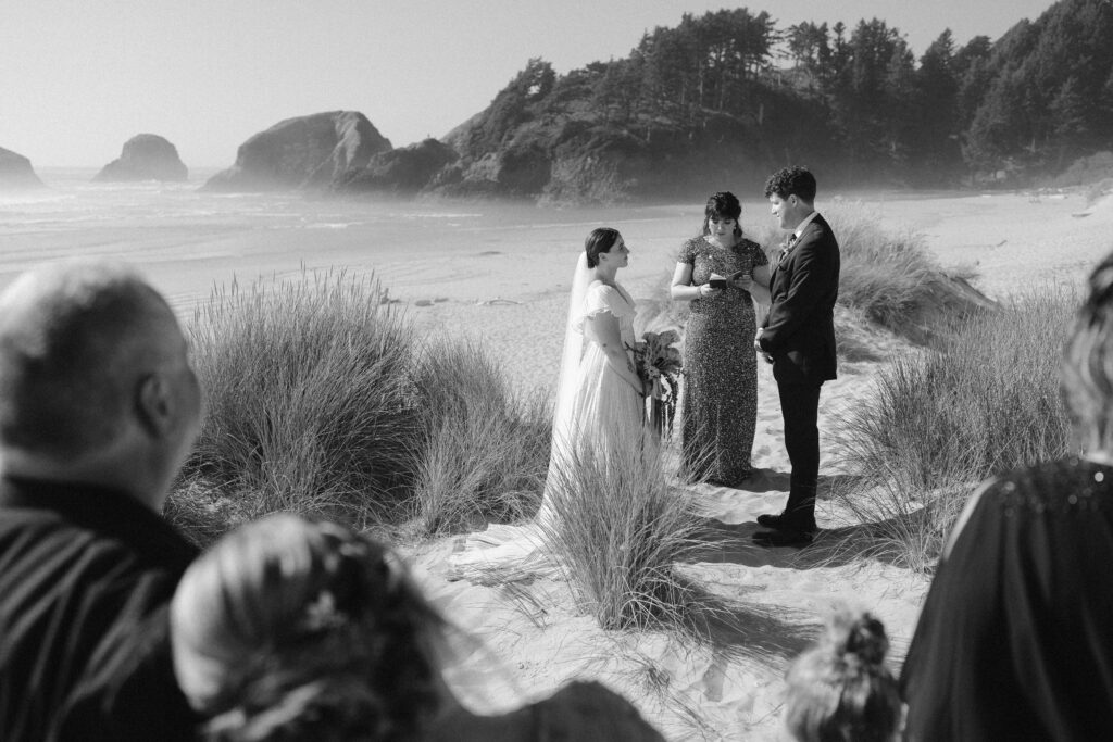 A stress-free intimate wedding on the Oregon Coast.