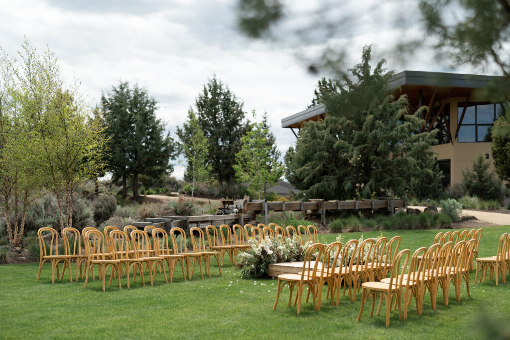 Hanai Center luxury micro wedding, a Bend Oregon small wedding venue