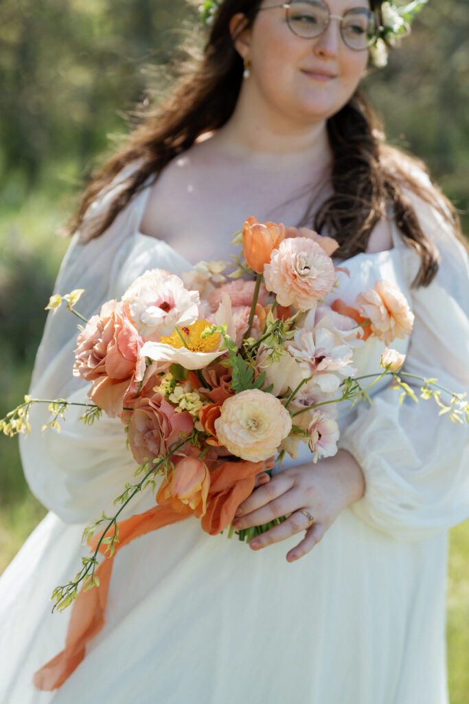 micro wedding bouquet