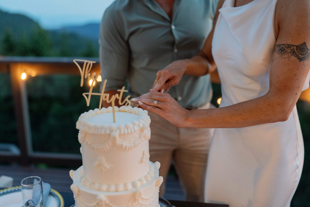 vintage wedding cake