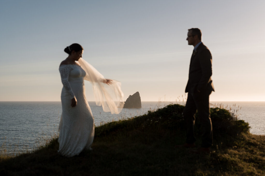 crook point wedding venue sunset couple portrait