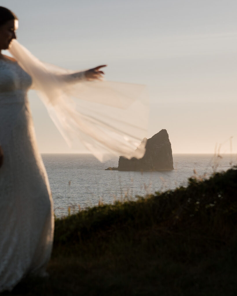 crook point wedding venue sunset bride
