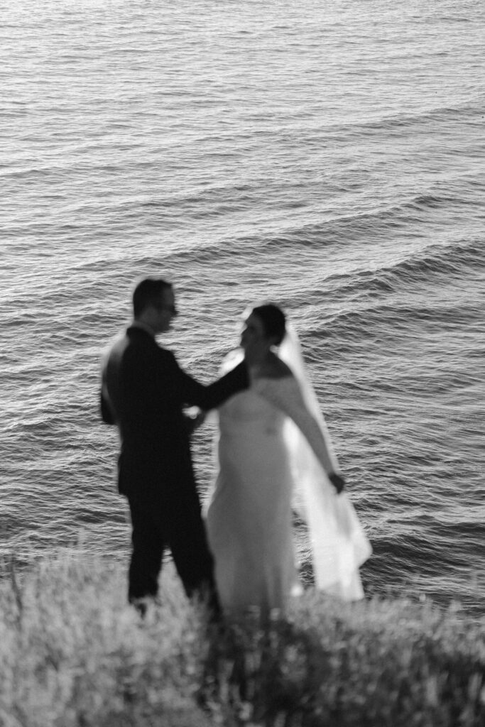 timeless oregon coast wedding photography