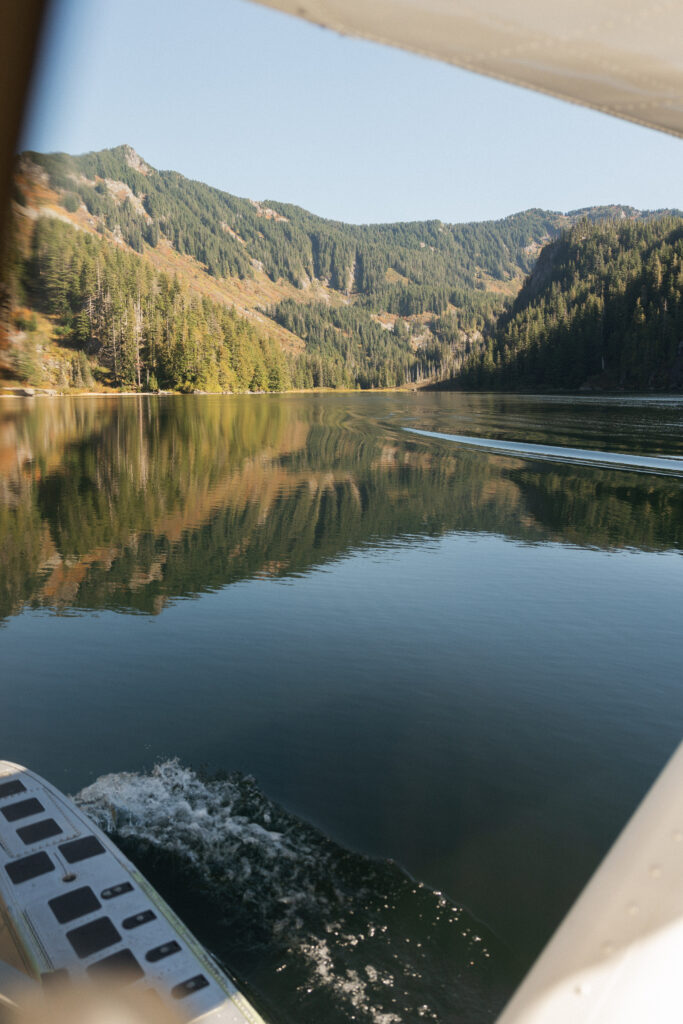 seaplane mountain lake landing